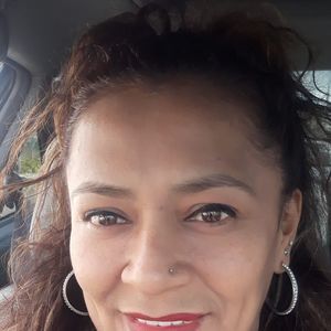 Meet your Posher, Maria adela